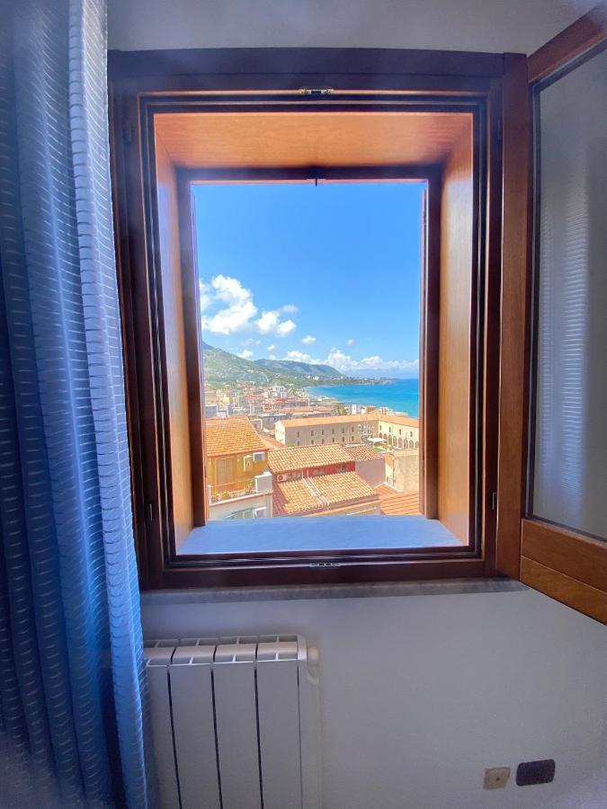 Ruggero House Apartment Cefalu Bagian luar foto